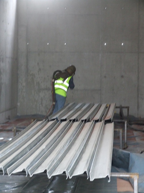 Bord na Mona Blasting purlins Bord na Mona Blasting purlins